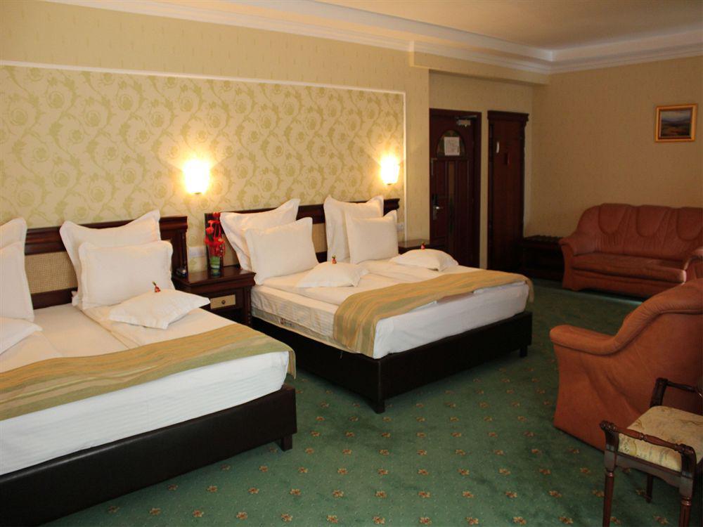 Hotel Fantanita Haiducului Bradu  Exteriör bild