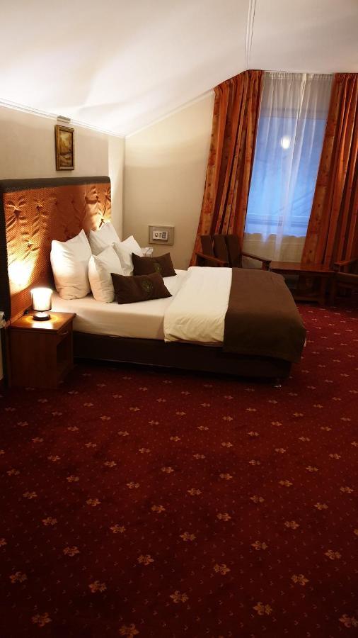 Hotel Fantanita Haiducului Bradu  Exteriör bild