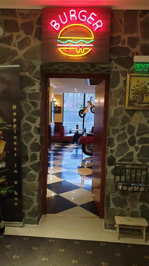 Hotel Fantanita Haiducului Bradu  Exteriör bild